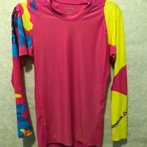 Reebok CrossFit long sleeve shirt. (21)